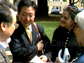 City Councilmember Dona Spring and the Berkeley community meet with Kiyoshi Matsuya 